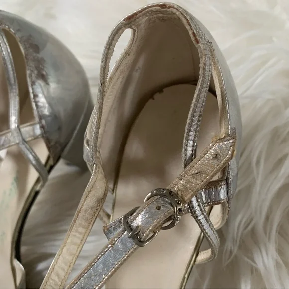 Antique 1920s Silver Leather T-Strap Art Deco Heels - Picture 10 of 16